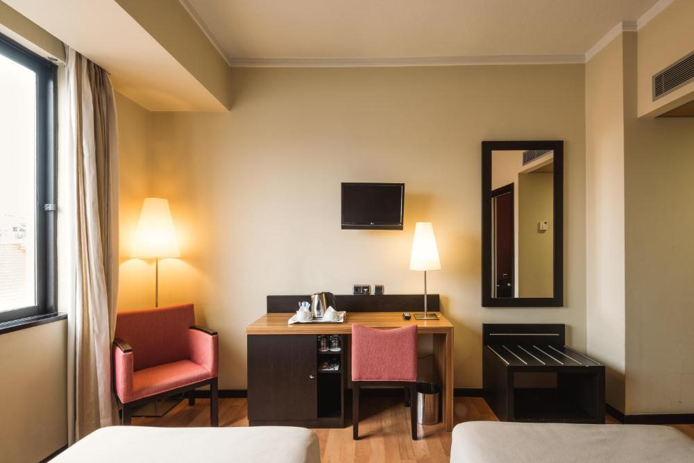Twin Room interior